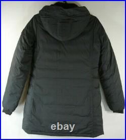 Canada Goose Camp Hooded Jacket in Black size S #C1778