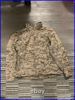 DGII AOR1 Beyond Clothing Cold Fusion MEDIUM Tactical Soft Shell Jacket