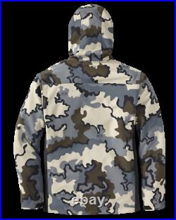 Kuiu Ultralight Hunting Camo Rubicon Hooded Softshell Jacket Vias XL