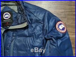 Men's Canada Goose Lodge Puffer Jacket. S. Blue