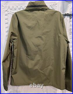 NEW Outerknown Borrasca Breaker Jacket Mens Medium Spring Green Windbreaker Hood