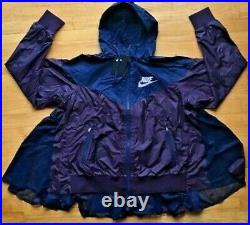 NikeLab x Sacai Pleated Windrunner Jacket MEDIUM 910026-652 Navy Purple Blue