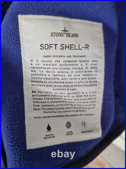 STONE ISLAND SOFT SHELL R BOMBER JACKET SIZE M Royal Blue concealed hood
