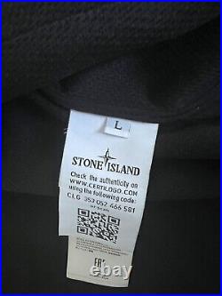 Stone Island Light Soft Shell R Jacket Size L Black Pre-owned missing arm tag
