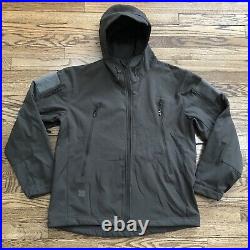 Triple Aught Design TAD Stealth Soft Shell Patched Mens XL Hooded Jacket USA