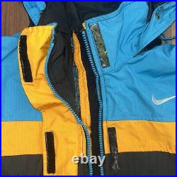 Vintages Y2K ACG CLIMAFIT Hooded Windbreaker MENS Medium