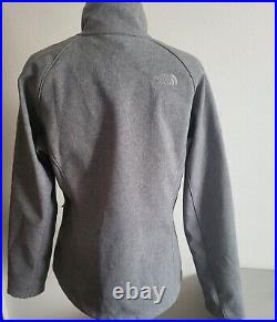 Women's The North Face Size L, Soft shell, full zip jacket. Gently Worn